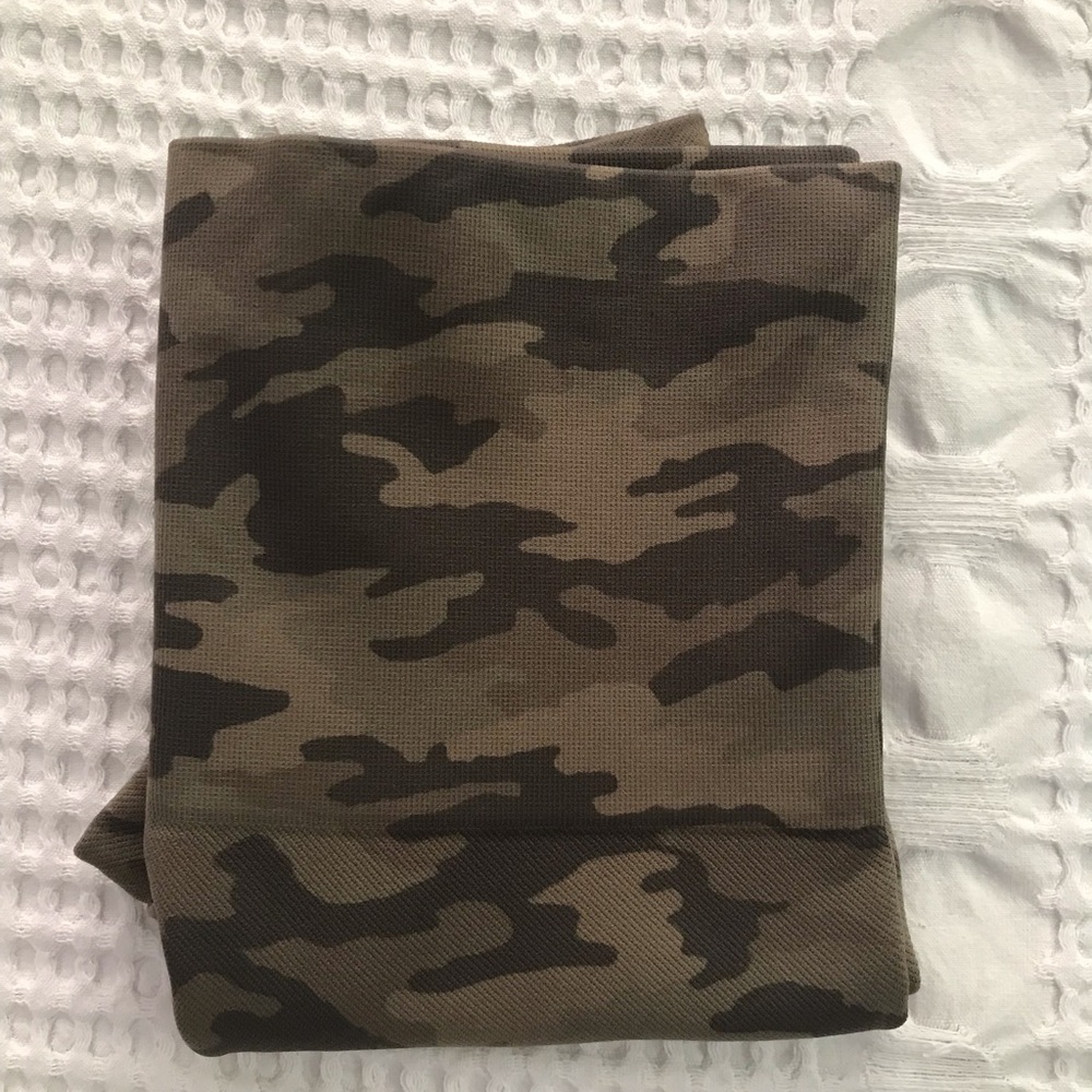 SPANX Camouflage Leggings - Green and Black